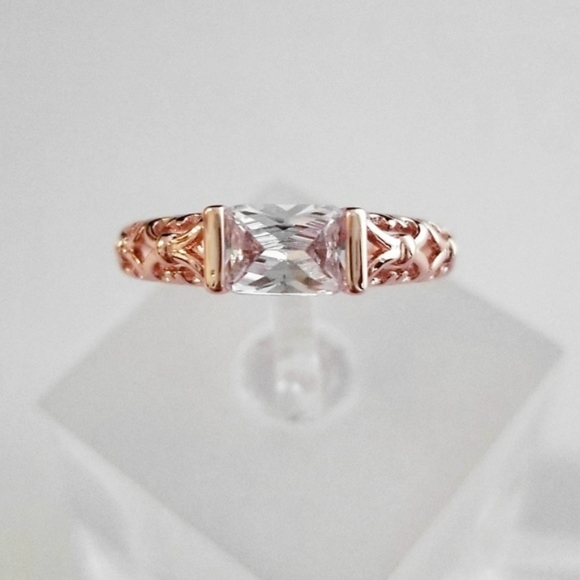 18k Rose Gold Horizontal Filigree Band